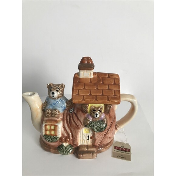 MIni Tea Pot. Bears In Shoe By Cardinal.  Hand Painted - Picture 2 of 10